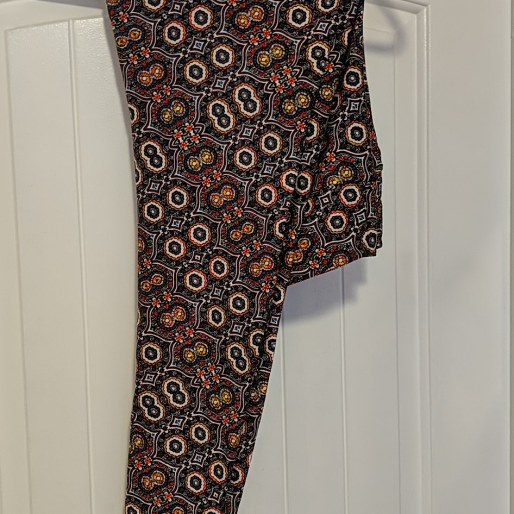 TC Patterned Leggings